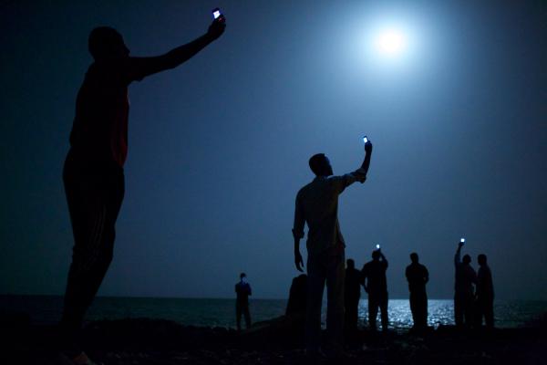 WORLD PRESS PHOTO OF THE YEAR 2014: John Stanmeyer, USA per VII for National Geographic