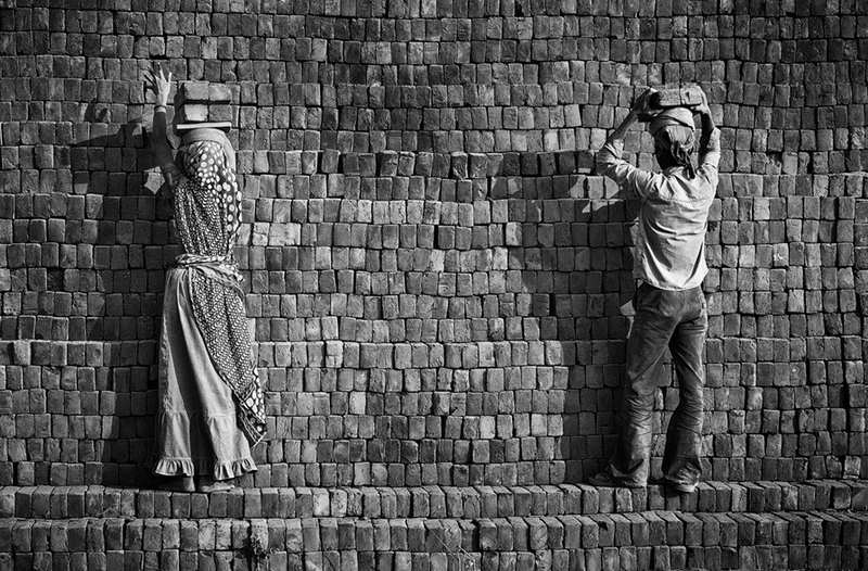 Bharat Patel, Vanjara Couple as Brick Workers