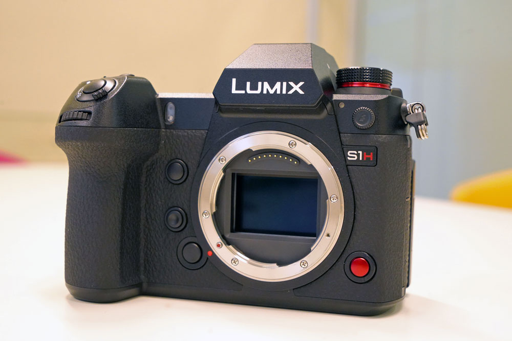 panasonic-lumix-s1h