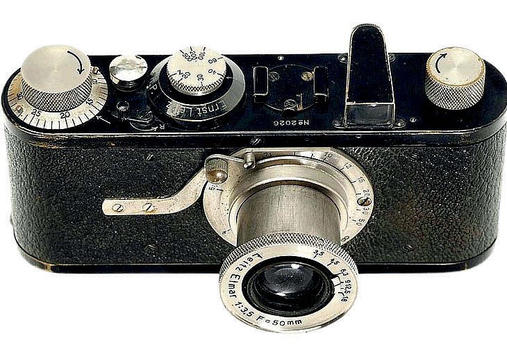 Leica IA n.2026 prima versione, con obiettivo Elmar e numero seriale vicino a quello della Leica data al dott. Wolff