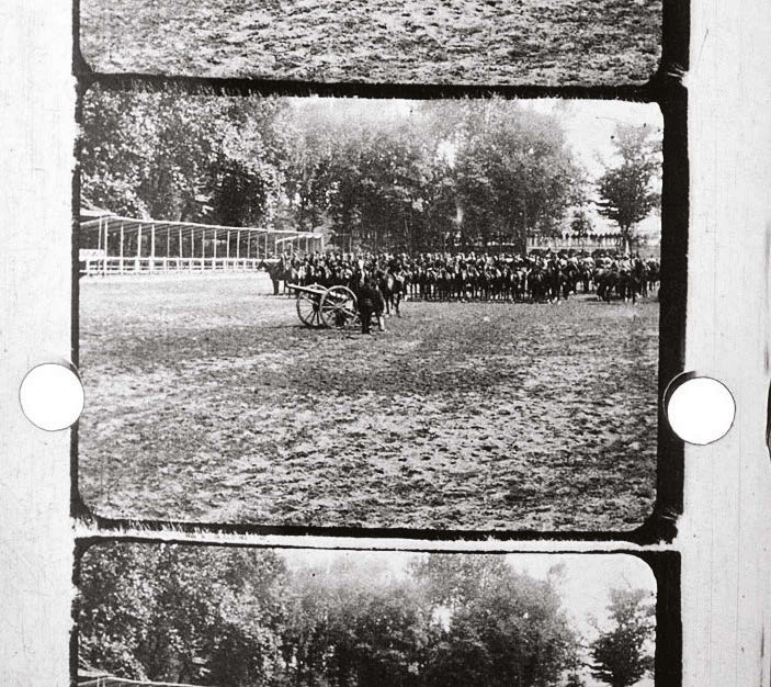 Fotogramma da pellicola Lumiére con perforazione laterale