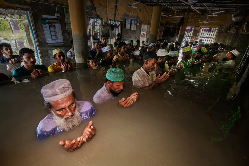 16-World-Water-Day-Photo-Contest-2022-ph.Sharwar-Apo-Bangladesh-Tears-of-mercy_resize