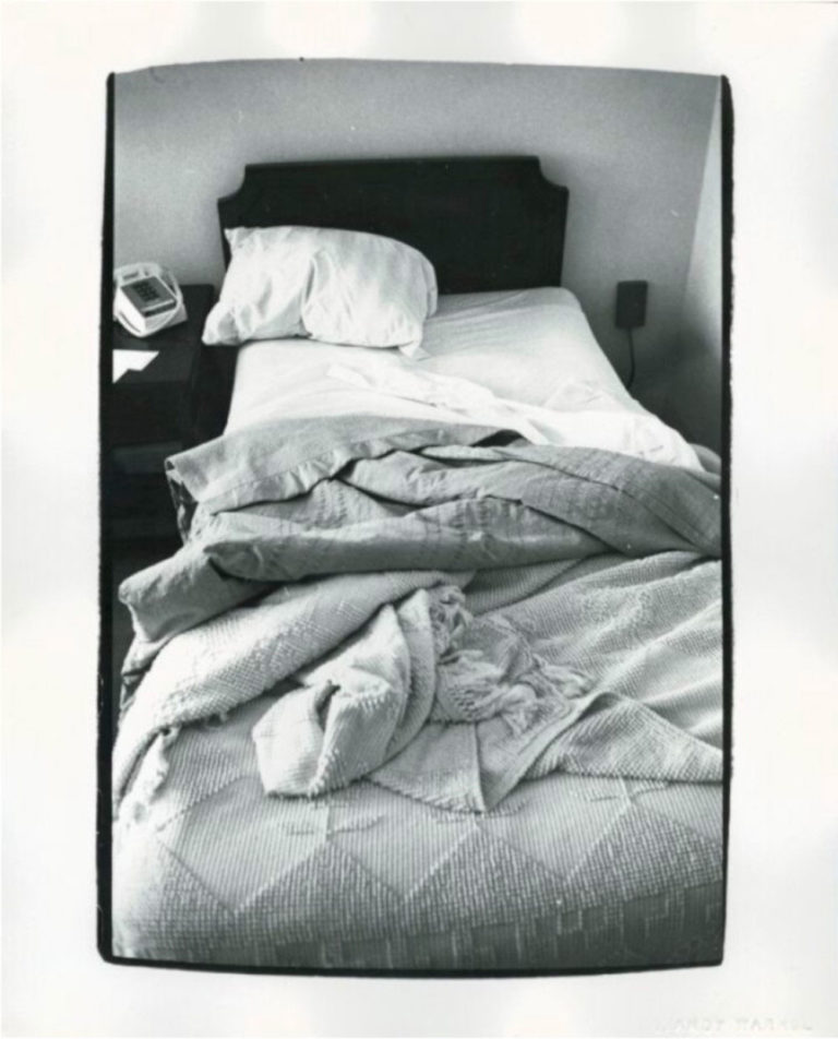 fotopuntoit_Galerie-Chenel_Andy-Warhol_bedroom