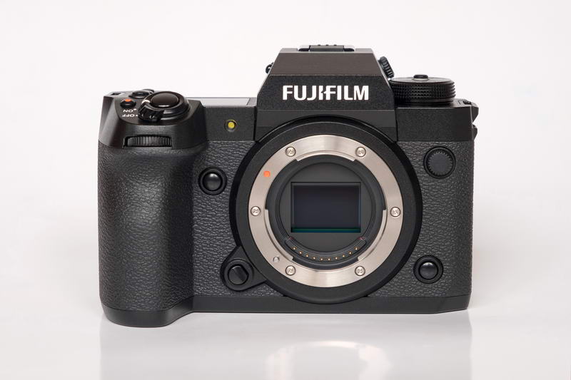 fotopuntoit_fujifilm_x-h2_01_Fronte