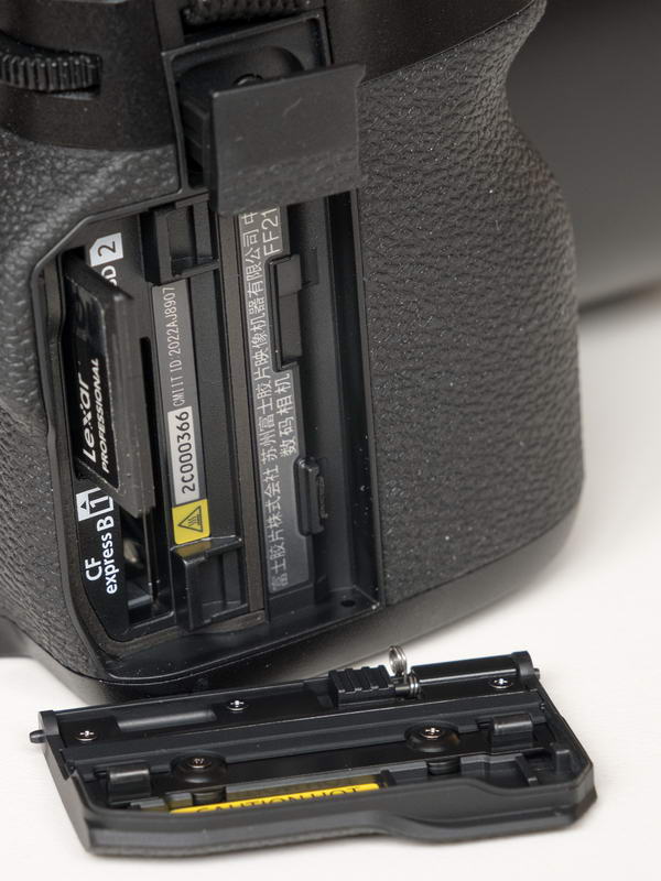 fotopuntoit_fujifilm_x-h2_07_Card