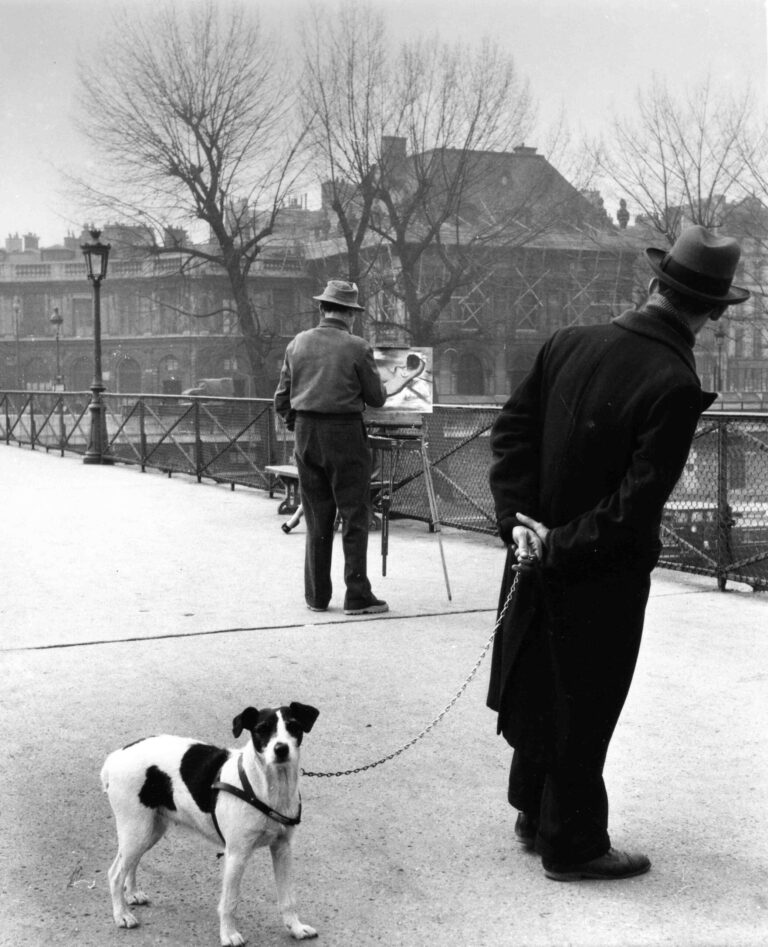 Fox terrier au pont des Arts, 1953.
