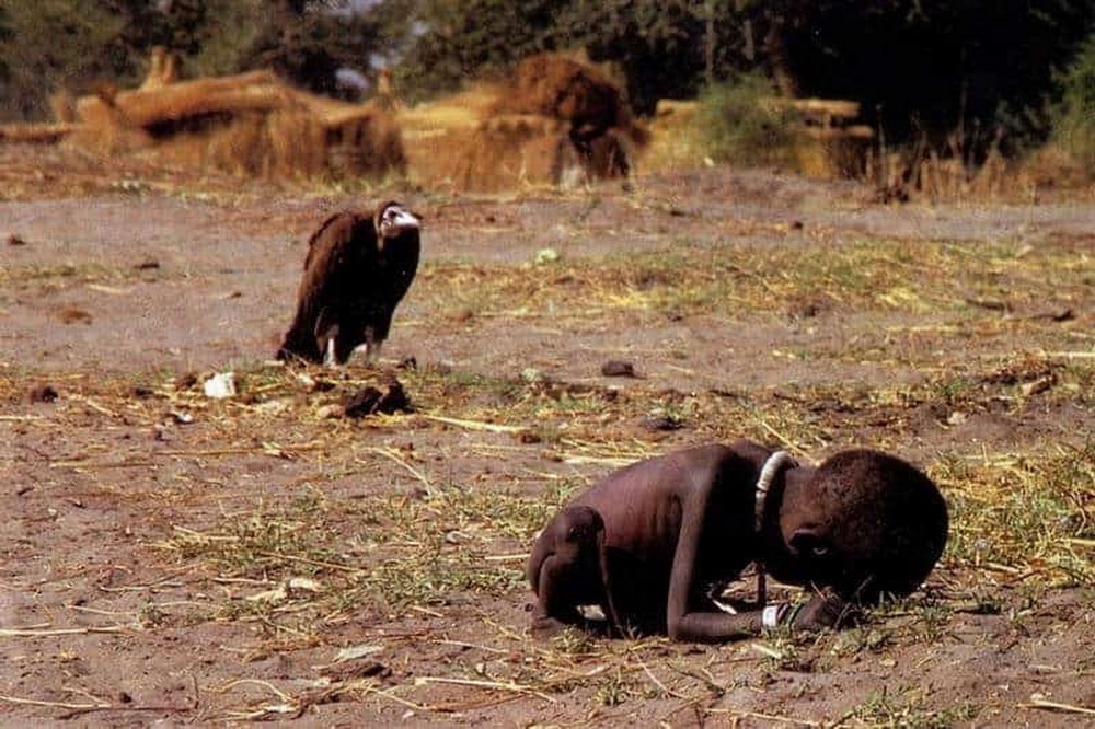 La foto scattata in Sudan da di Kevin Carter