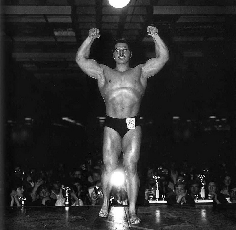 Concorrente muscoloso, NYC, 1968