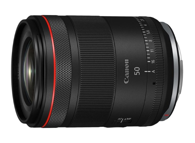 fotopuntoit_Canon_RF_50mm_F1.4_L_VCM_view_with_front_element