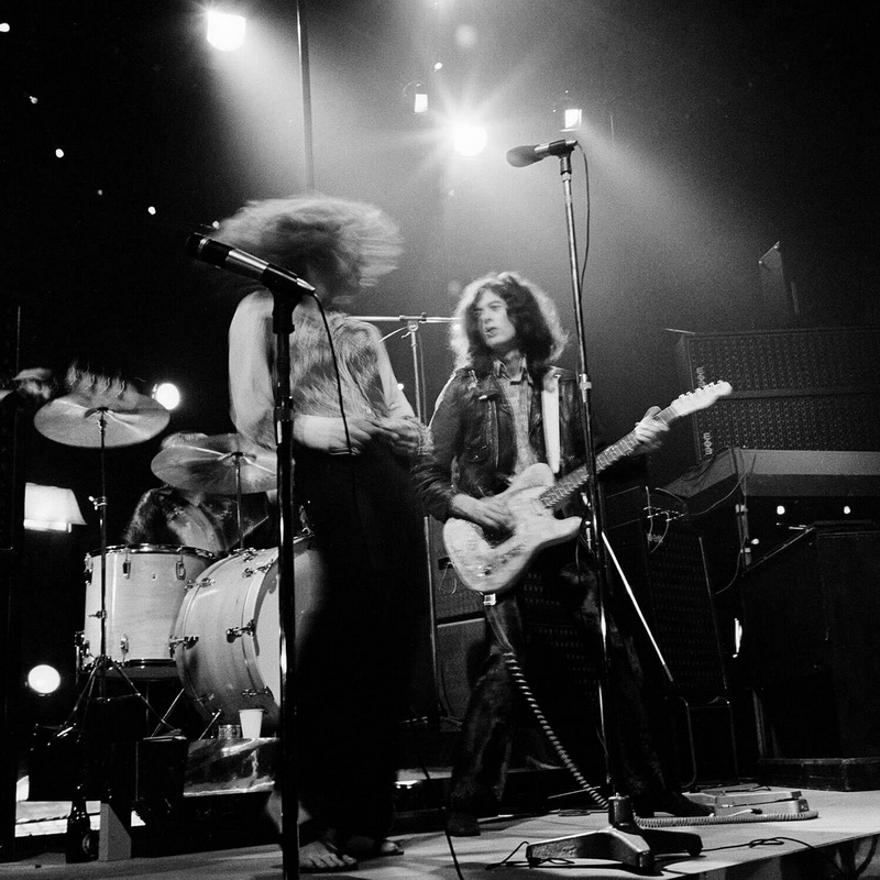 I Led Zeppelin fotografati durante una performance filmata per Supershow, un documentario musicale in più atti prodotto nel 1969 Gered Mankowitz/ Iconic Images