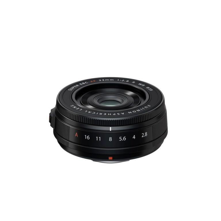 fotopuntoit_fujifilm_XF23mmF2_8_lensFront_FUKAN_black