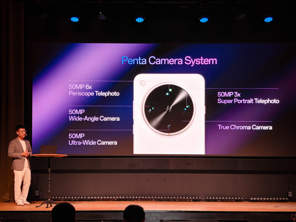fotopuntoit_oppo_find-x8-ultra_conference_1
