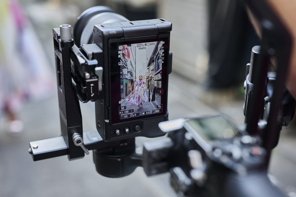 fotopuntoit_nikon_zr_USDD_0096_auto_vertical_recording_1