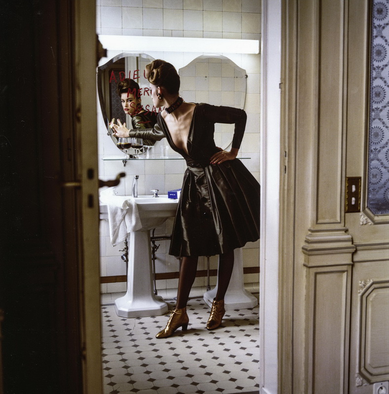 Helmut Newton, Yves Saint Laurent, Paris 1991 © Helmut Newton Foundation