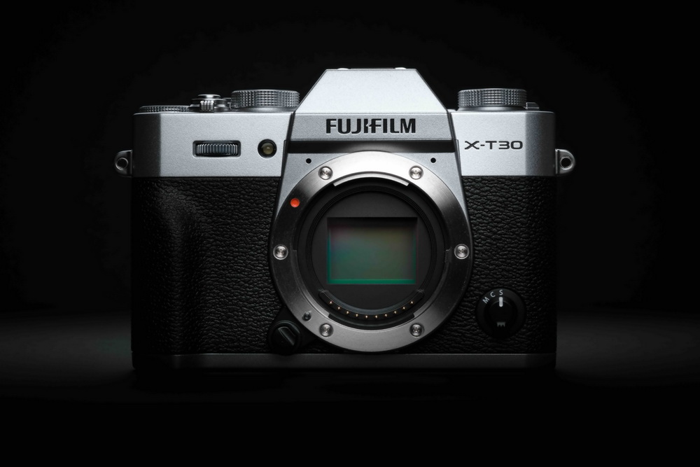 fotopuntoit_X-T30-III_black-back_13