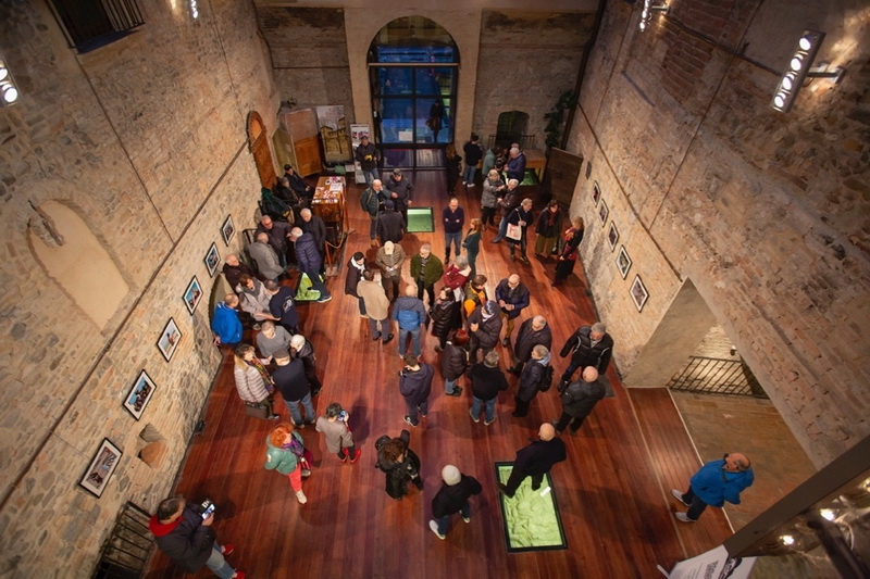 Le sale del Castello Estense che ospitano il Salone del Collezionismo