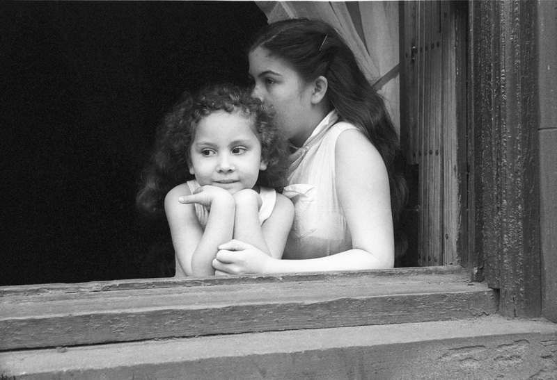 Walter Rosenblum EAST HARLEM, 1952