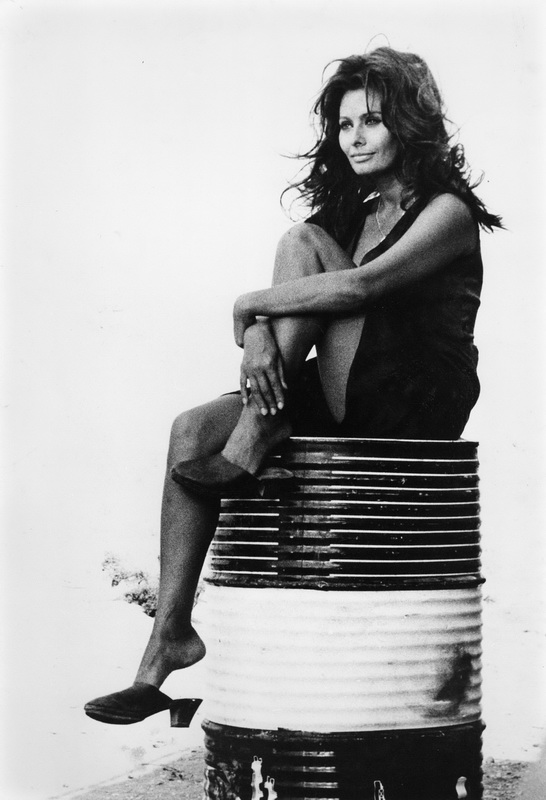 Sophia Loren sul set del film Bianco, Rosso, e…