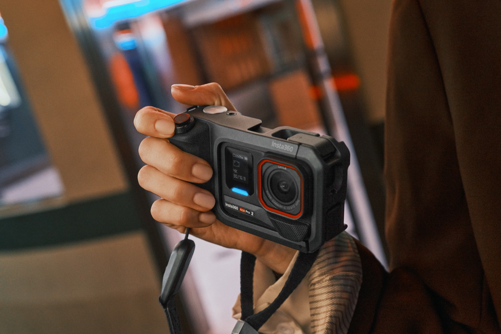 fotopuntoit_insta360_xplorer-kit-pro__2