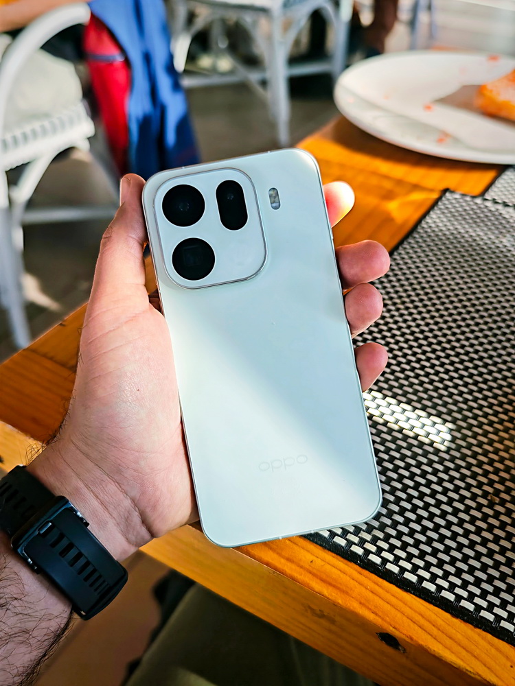 fotopuntoit_oppo_find-x9-pro_prod_2