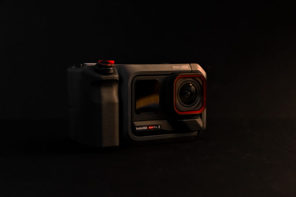 fotopuntoit_insta360_ace-pro-2_xplorer-kit-pro_prod_03