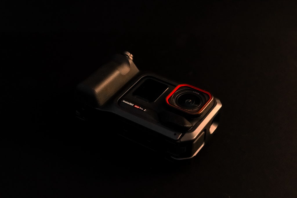fotopuntoit_insta360_ace-pro-2_xplorer-kit-pro_prod_08