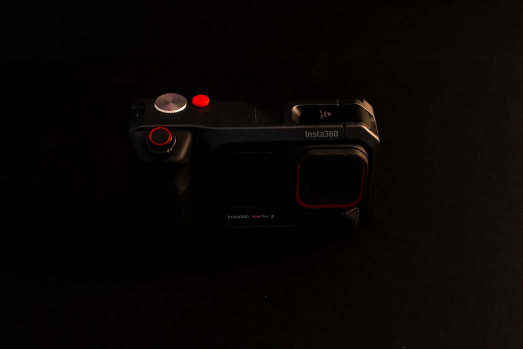 fotopuntoit_insta360_ace-pro-2_xplorer-kit-pro_prod_11