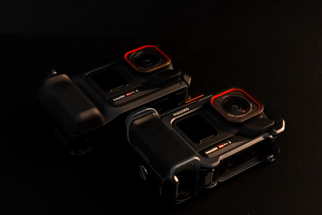 fotopuntoit_insta360_ace-pro-2_xplorer-kit_prod_03