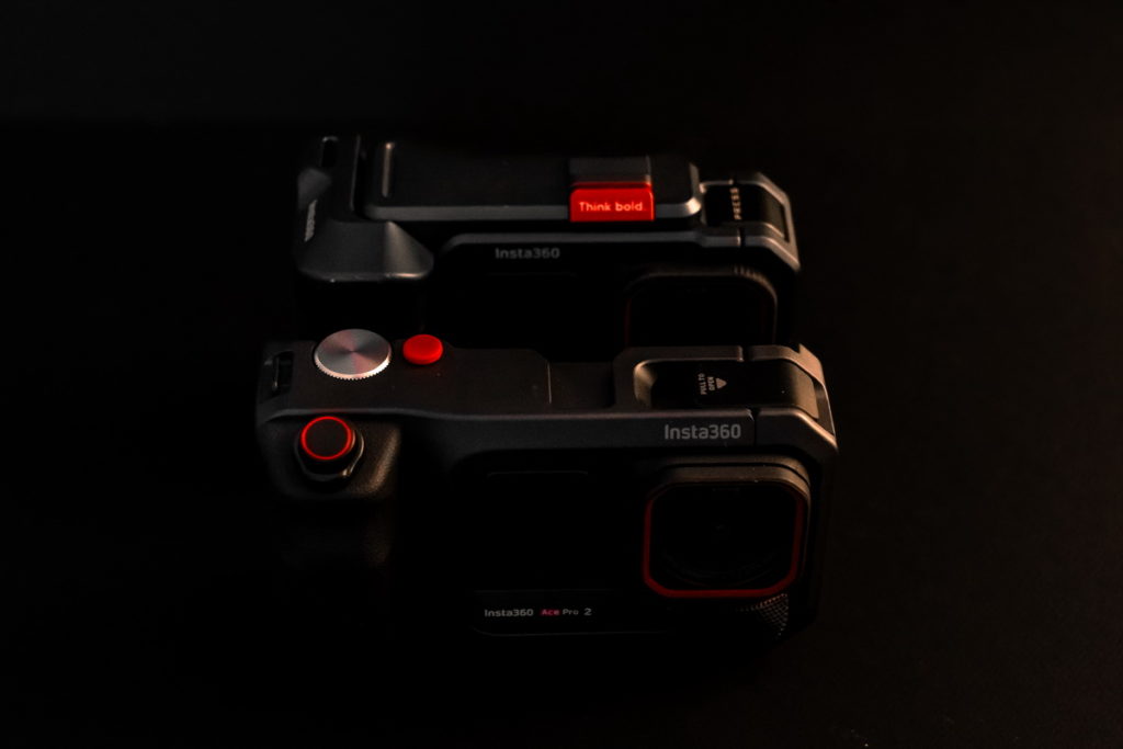 fotopuntoit_insta360_ace-pro-2_xplorer-kit_prod_05