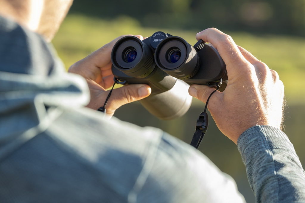 fotopuntoit_Nikon_binocoli_Action1