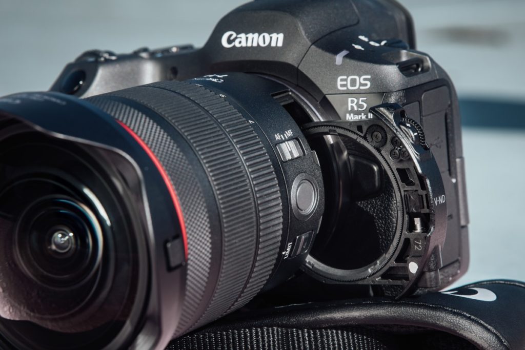 fotopuntoit_RF-7-14mmF2.8-3.5LFISHEYESTM-lifestyle-10