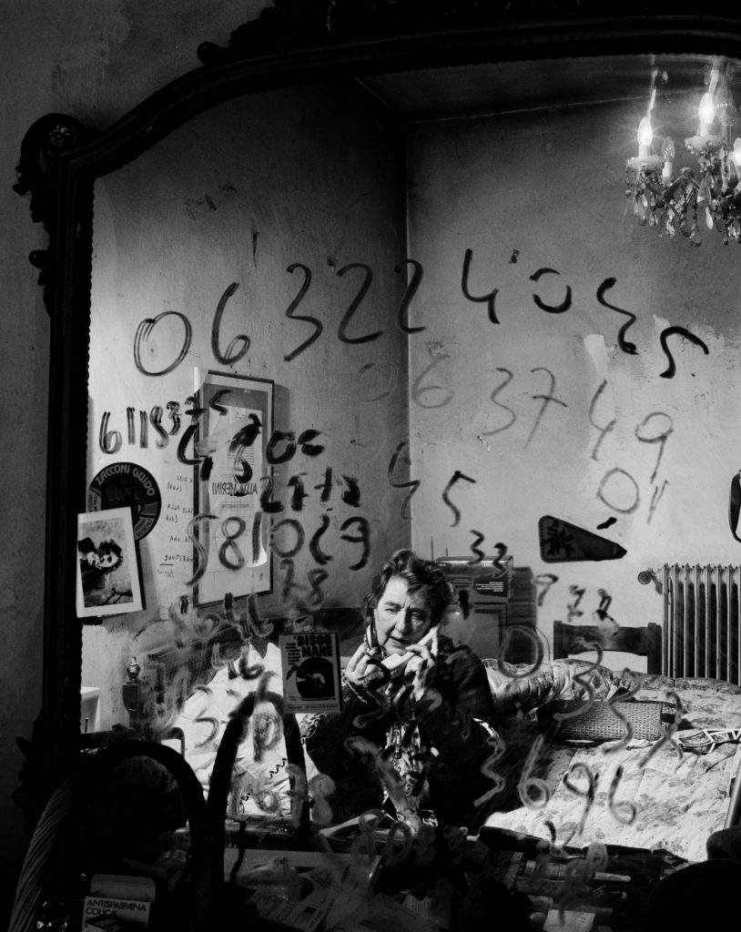 Foto-12___GUIDO-HARARI-Alda-Merini-1996