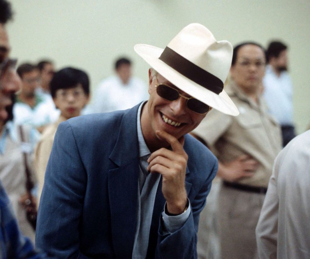 fotopuntoit_Crédit_David-Bowie-1983.-Denis-O’Regan-low