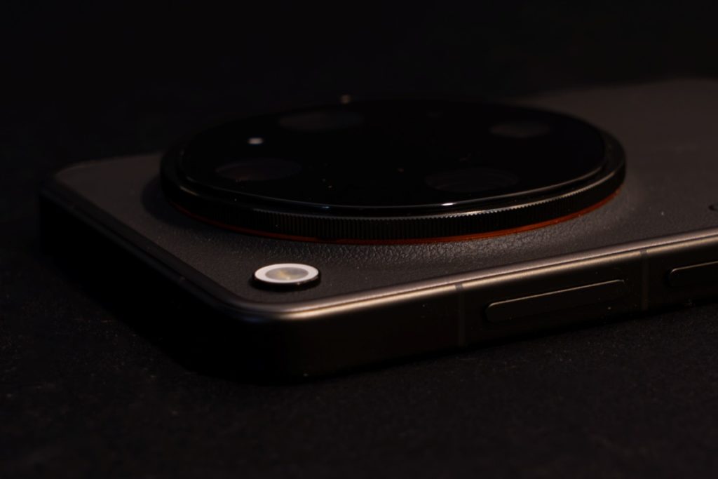 fotopuntoit_oppo_find-x9-ultra_close_3