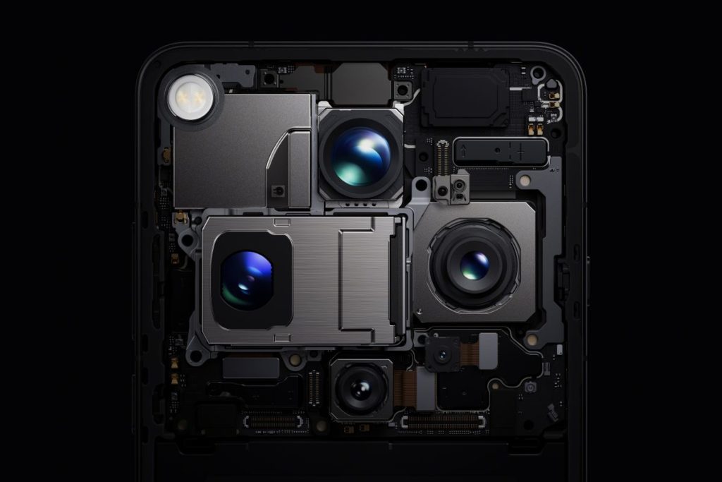 fotopuntoit_oppo_find-x9-ultra_close_Camera-System