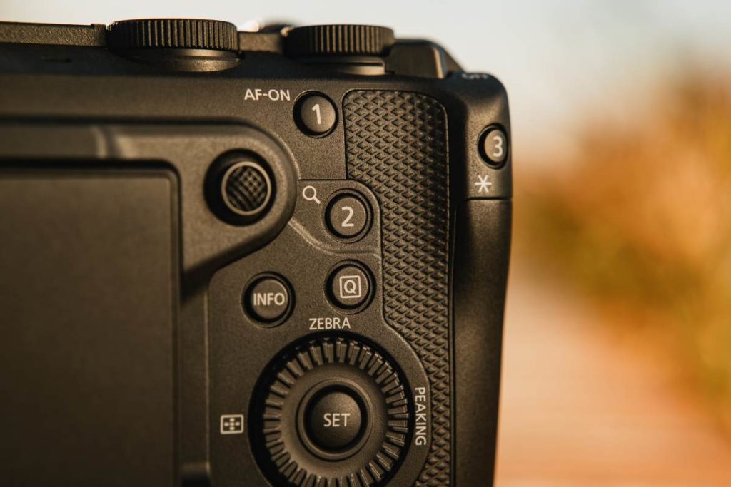 fotopuntoti_canon_EOS-R6V_Customisable-buttons