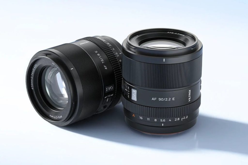fotopuntoit_Viltrox-90mm-and-75mm-PetaPixel-Cover