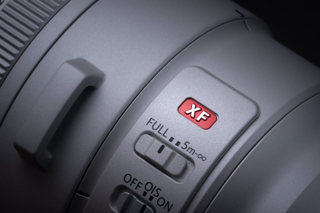 fotopuntoit_XF400F4.5_Product-shots_black-background_12