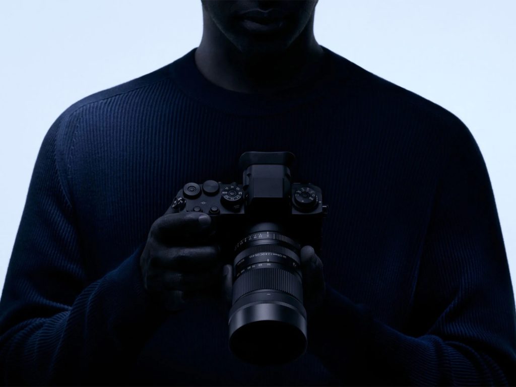fotopuntoit_SIGMA_Marketing_Contemporary_50-120mm_F2.8_hero